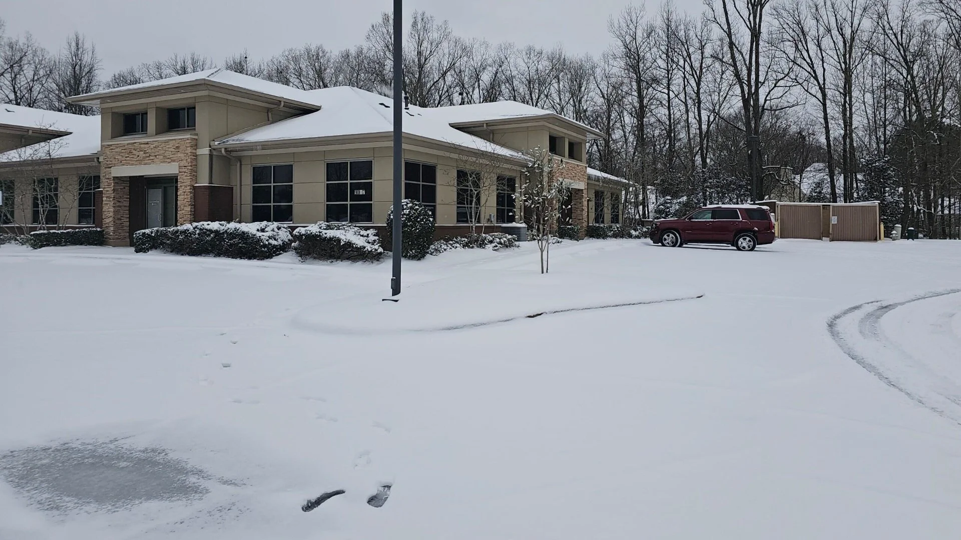 3 Things to Look for When Choosing a Commercial Snow Removal Company