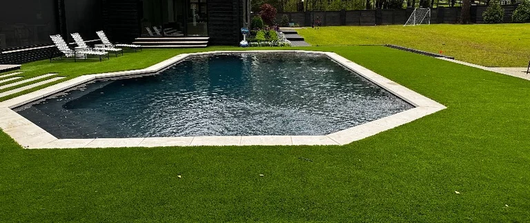 3 Questions to Consider When Picking Artificial Turf