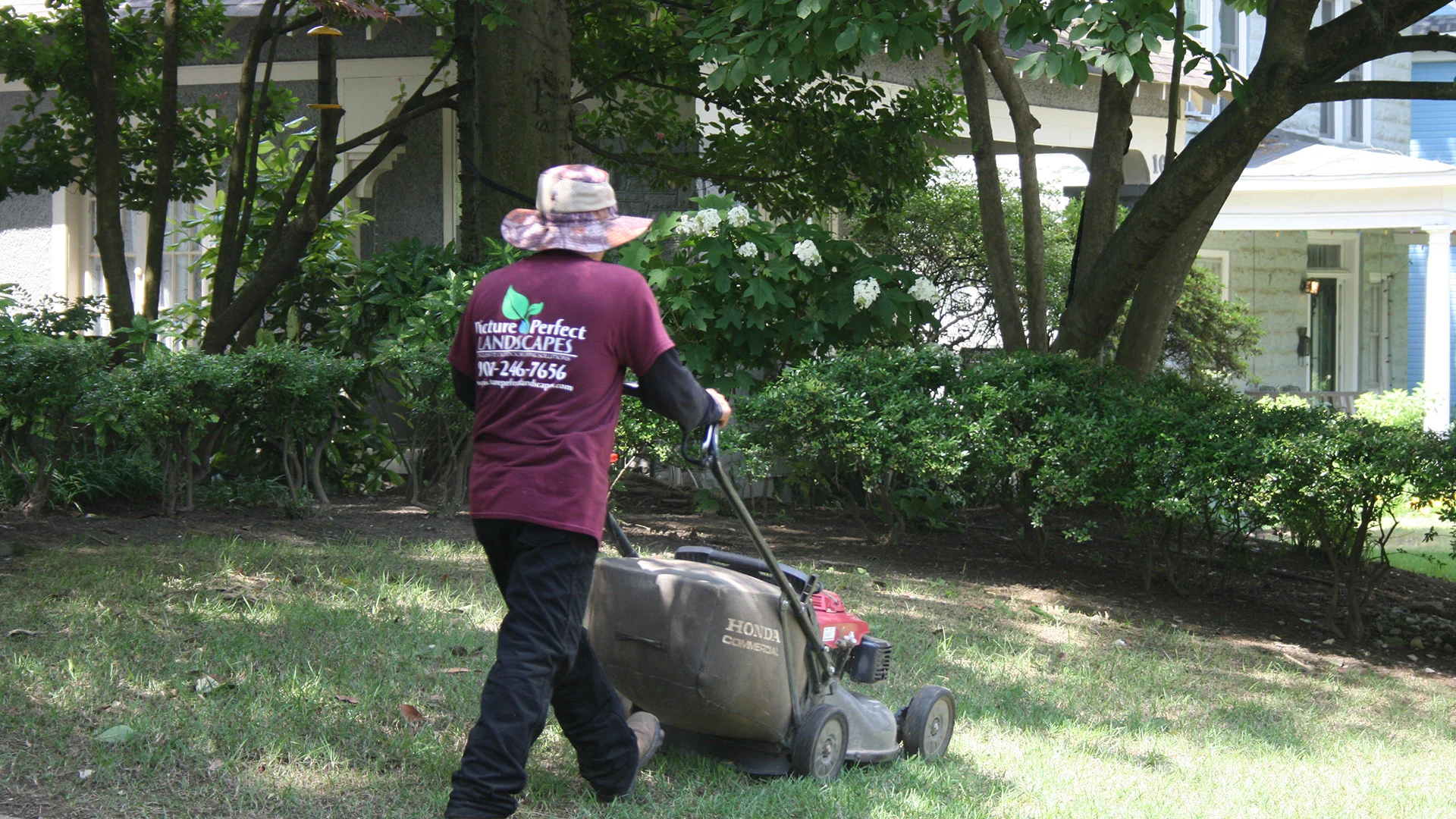 The Secret to Keeping Your Lawn in Tip-Top Shape All Year Long