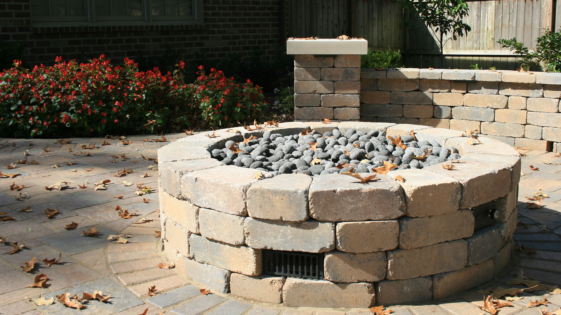 Can’t Decide between a Fire Pit & an Outdoor Fireplace? We Can Help