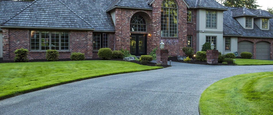 Mowed lawn for a large home in Memphis, TN.