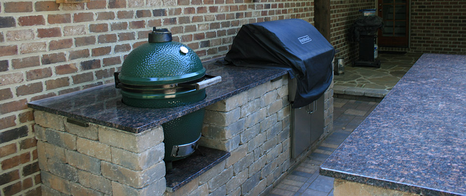 An outdoor kitchen recently constructed behind a home in Collierville, TN.